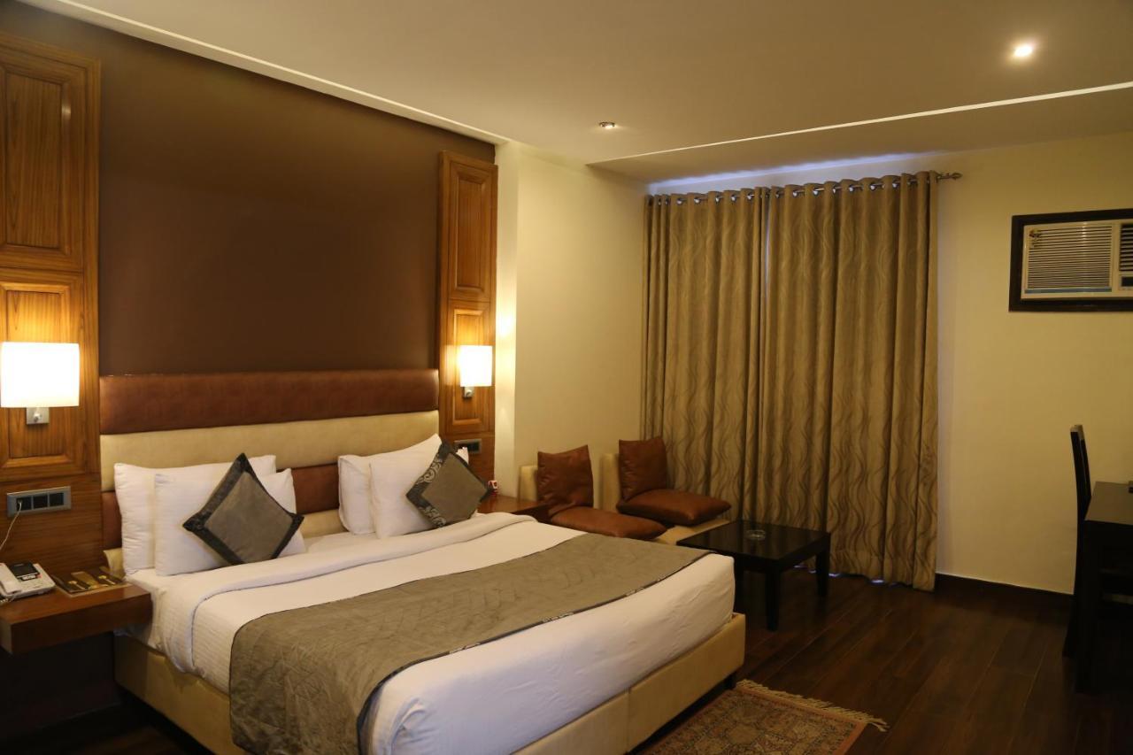 Hotel Deer Parkk Nové Dillí Exteriér fotografie